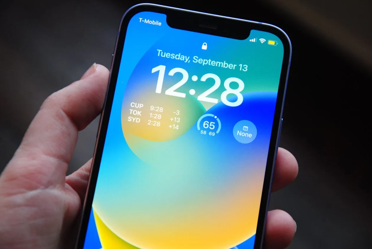 Apple Tapa Buracos Críticos em iOS/iPadOS Legados: Engenharia de Manutenção