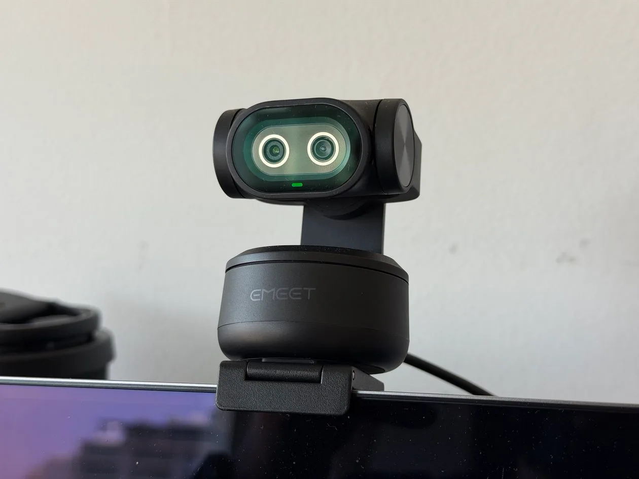 EMEET PIXY: A Aposta Compacta para Elevar Suas Chamadas no Mac