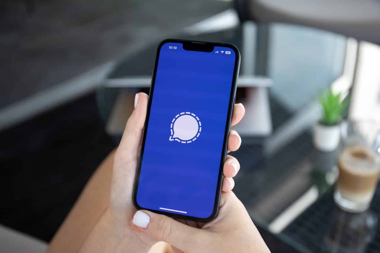 FBI Quebra Criptografia? O Segredo das Notificações do iOS Exposto