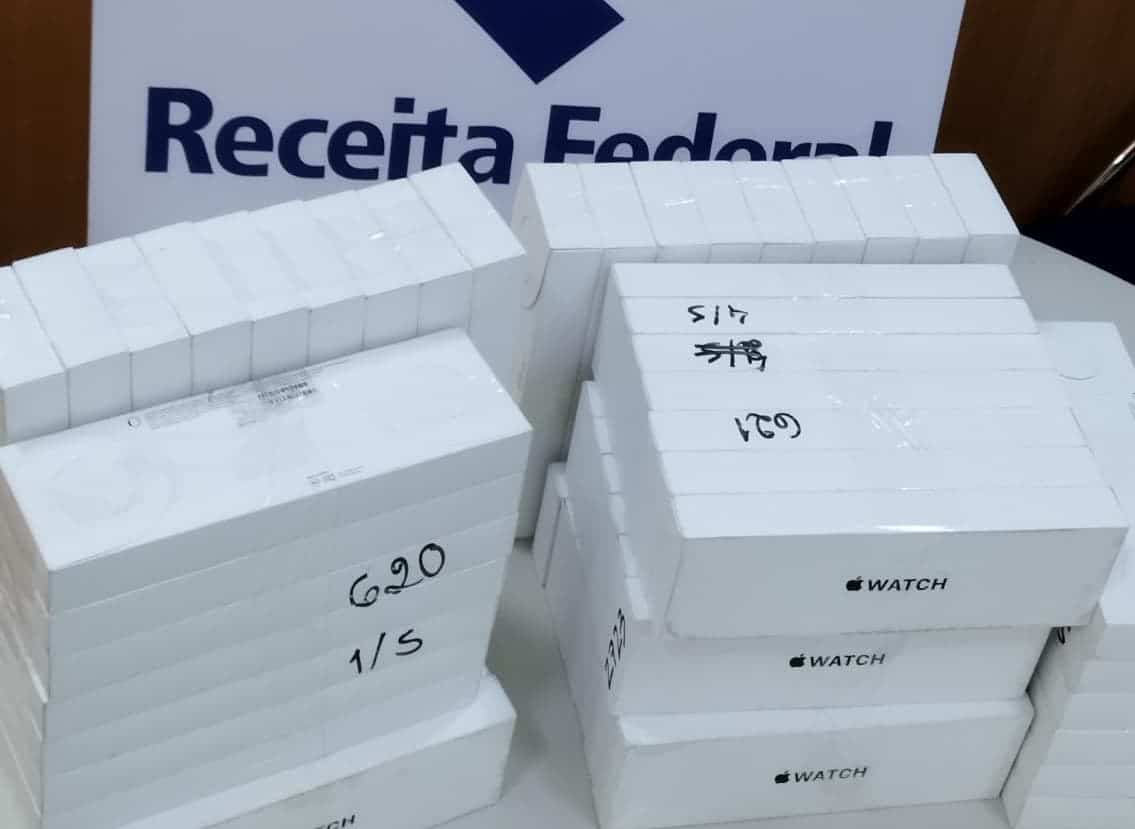 Receita Federal Leiloa Apple: iPhones e 128 Apple Watches em BH!