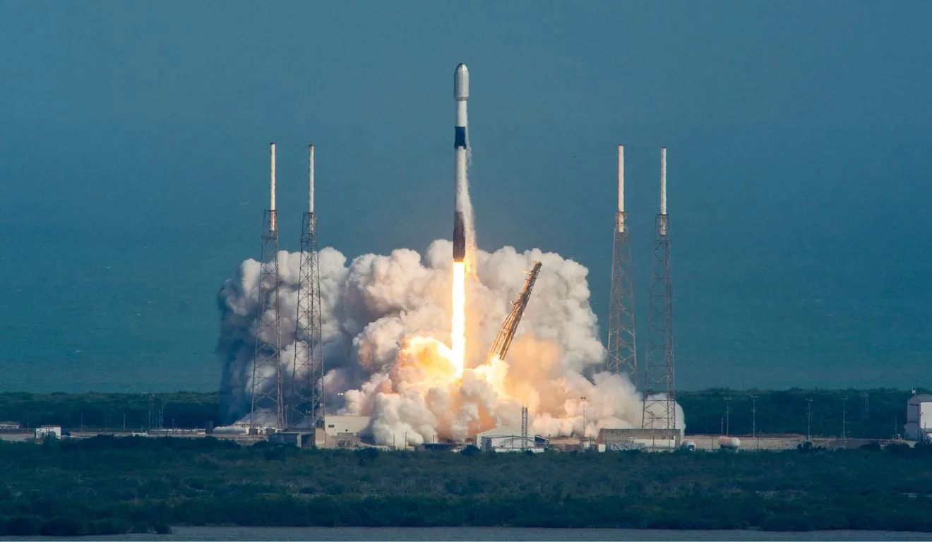 SpaceX Prepara IPO Bilionário: O Que Muda Para o Mercado?