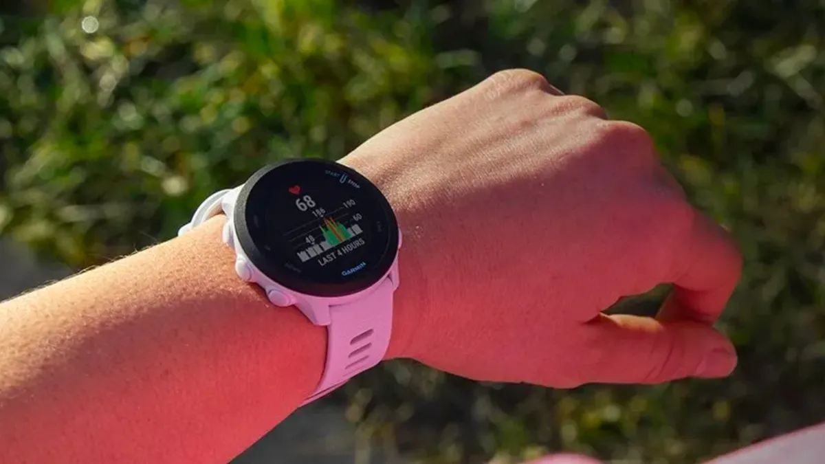 Garmin Forerunner 55: O Smartwatch Que Te Acompanha na Corrida e no Bolso