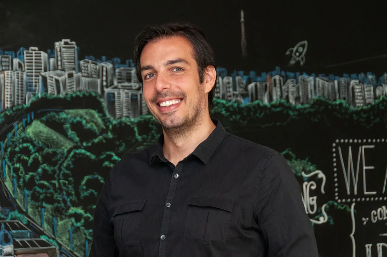 Hubs e Parques Tecnológicos: A Revolução Colaborativa que Redefine o Brasil Digital
